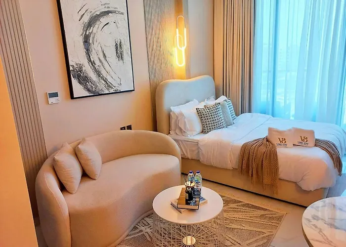 Studio Apartment At Park Views In Samana Al Barsha By Vibel
